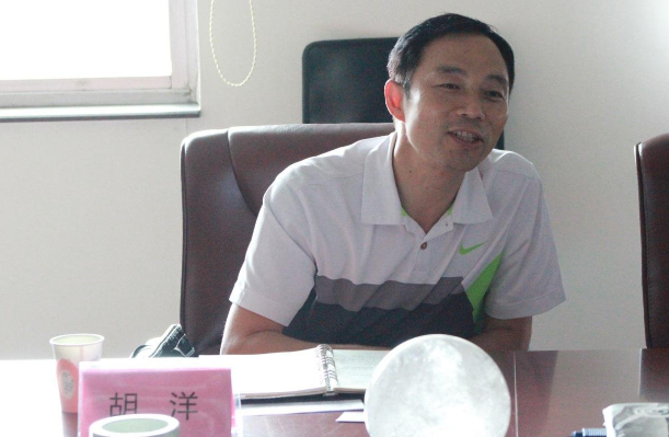 促進(jìn)醫(yī)療旅游發(fā)展，貴州健康產(chǎn)業(yè)欲翻開新篇章---- 貴州省黔西南州副州長胡洋一行來我公司考察