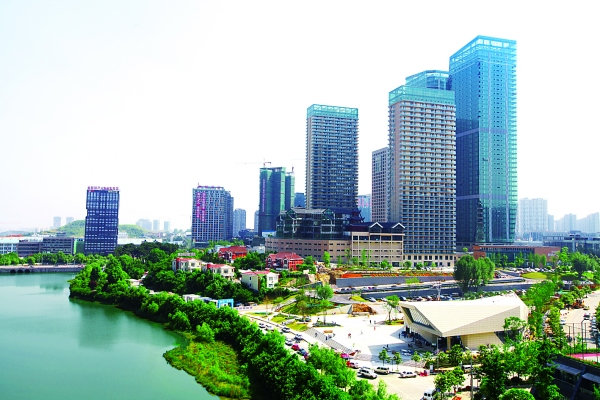 貴陽國(guó)家高新區(qū)以大數(shù)據(jù)為引領(lǐng)推動(dòng)綠色產(chǎn)業(yè)發(fā)展綜述