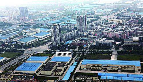 大足區(qū)長盧勇強調(diào)全面加快創(chuàng)建“國家級經(jīng)開區(qū)”步伐