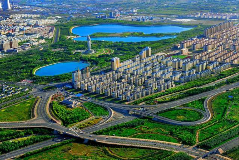 河西走廊經(jīng)濟(jì)帶——絲綢之路生命線上的科技之光系列報(bào)道之一 走進(jìn)明珠嘉峪關(guān)，雄關(guān)腳下譜新篇