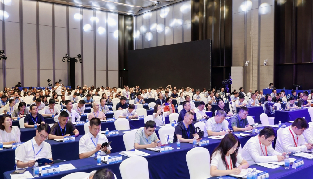 我院受邀參加2025先進制造業(yè)集群發(fā)展大會，與50人論壇專家共話世界級集群新未來