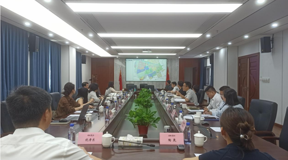 打開未來之門：新型工業(yè)化的松江實(shí)踐——我院赴上海市松江區(qū)調(diào)研新型工業(yè)化示范區(qū)